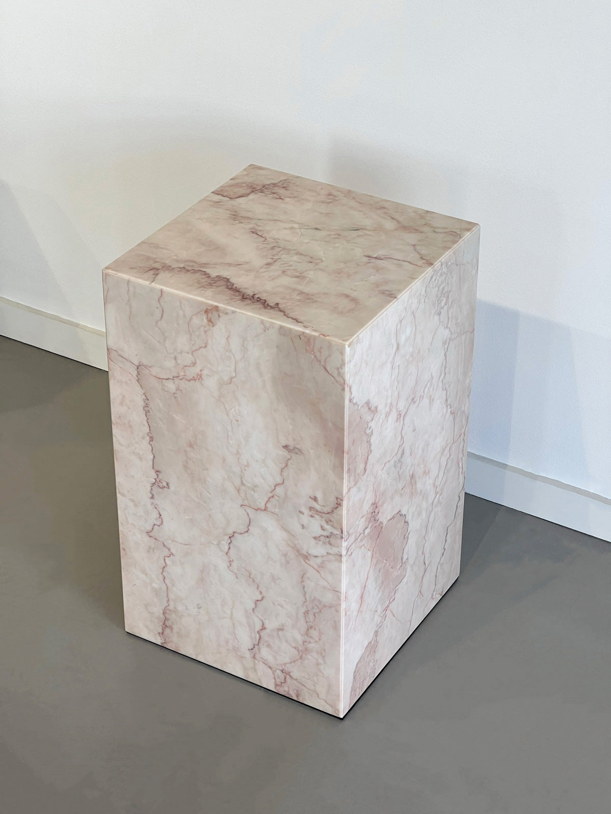 Crema Rosa Plinth | Small